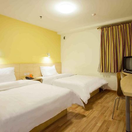 7Days Inn Changchun Renmin Avenue Pingquan Road Extérieur photo