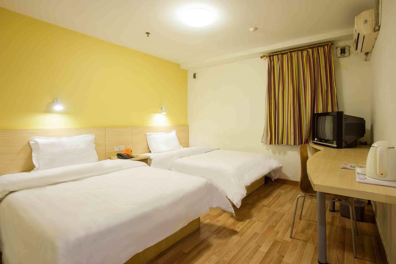 7Days Inn Changchun Renmin Avenue Pingquan Road Extérieur photo